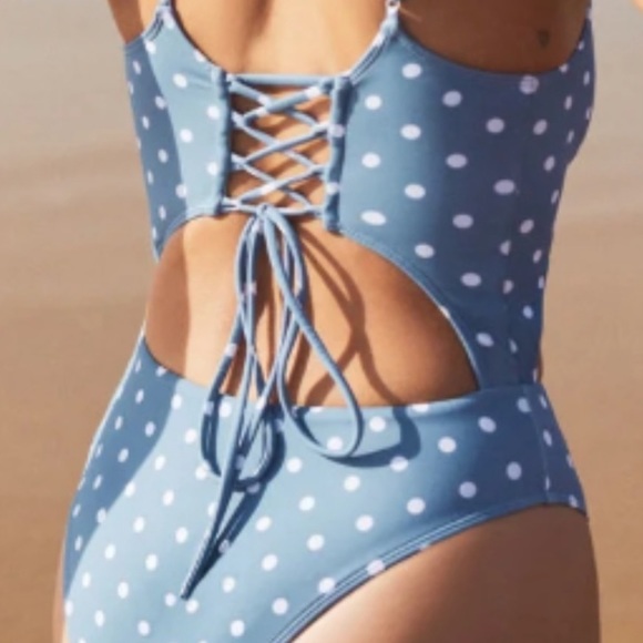 💧 LA Hearts Cabo Zip Keyhole One Piece Swimsuit - Picture 5 of 6